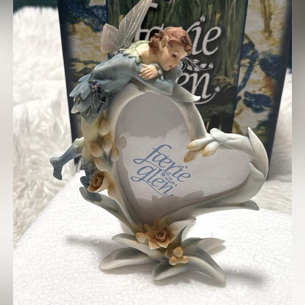 Faerie Glen “longing for you “ Heart Shaped picture frame figurine